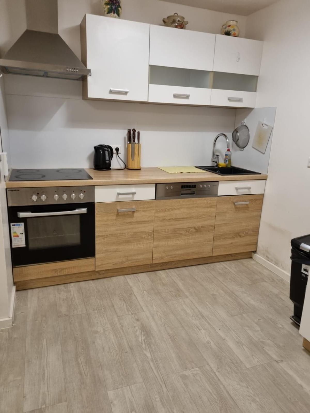 Apartament Business *